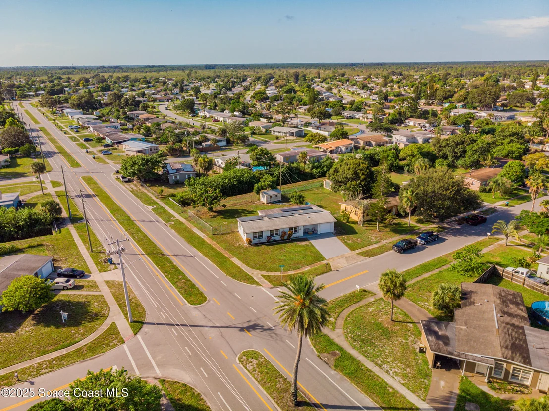 Photo of 2996 Garden Terrace NE