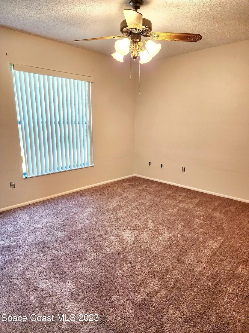 Photo of 2777 Nobility Avenue