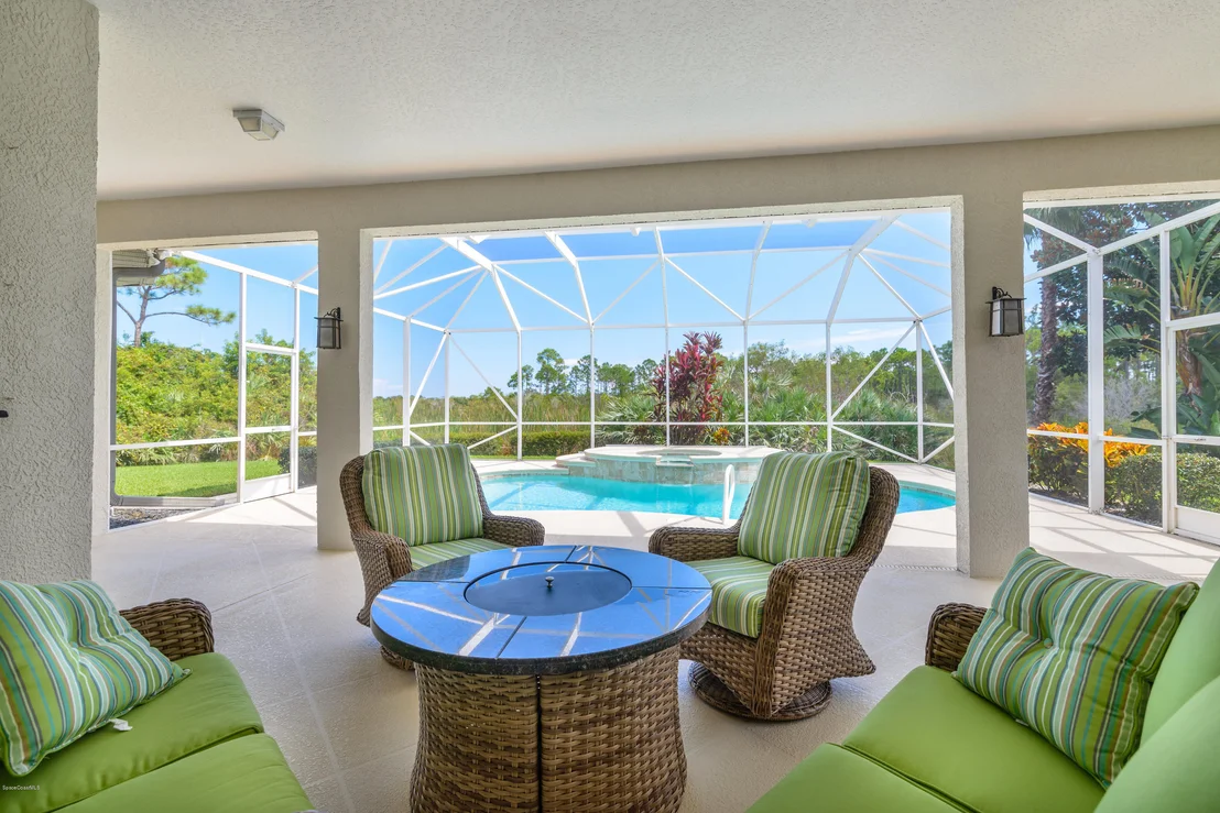 Photo of 858 Thrasher Drive