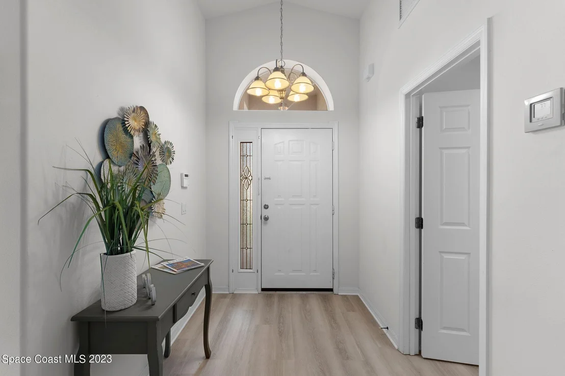 Photo of 805 Kaley Place