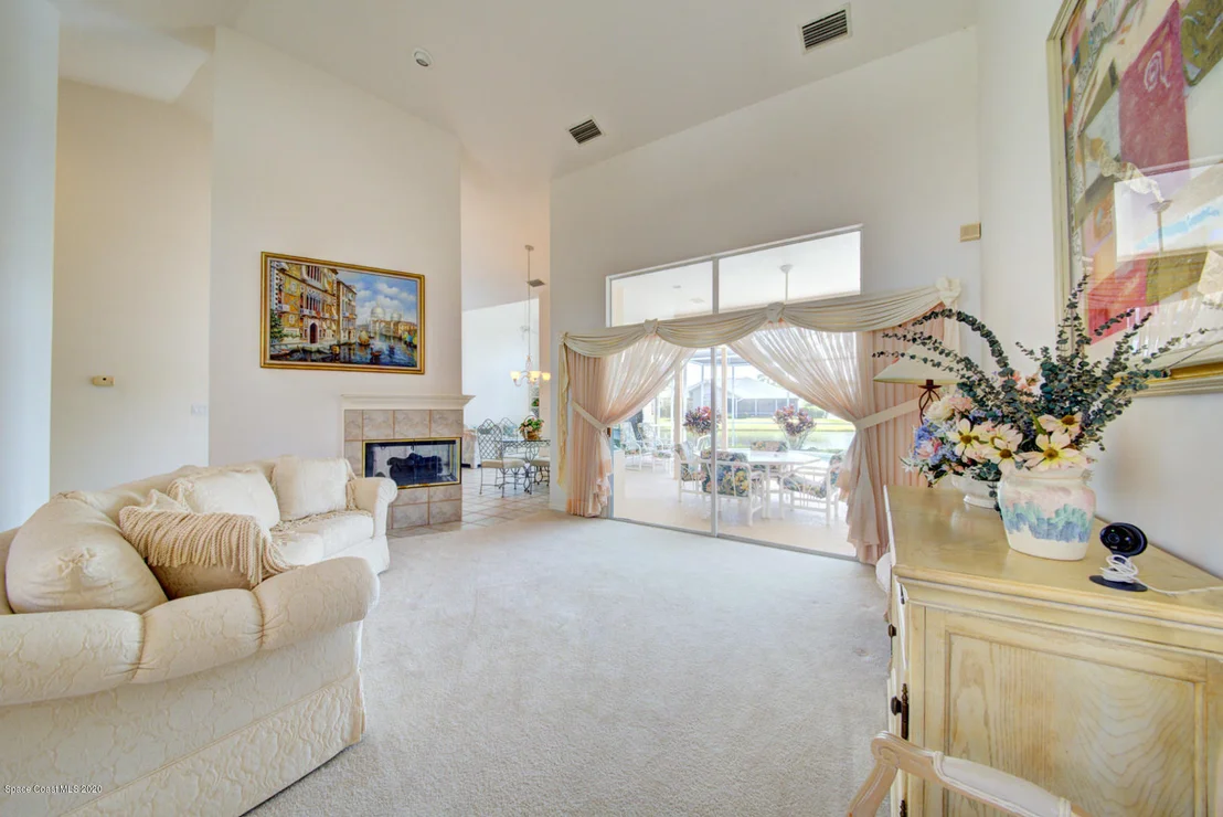 Photo of 1008 Fieldstone Drive