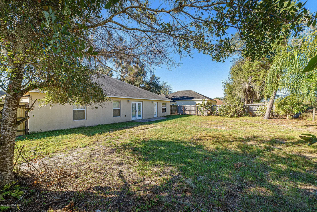Photo of 3986 Foothill Drive