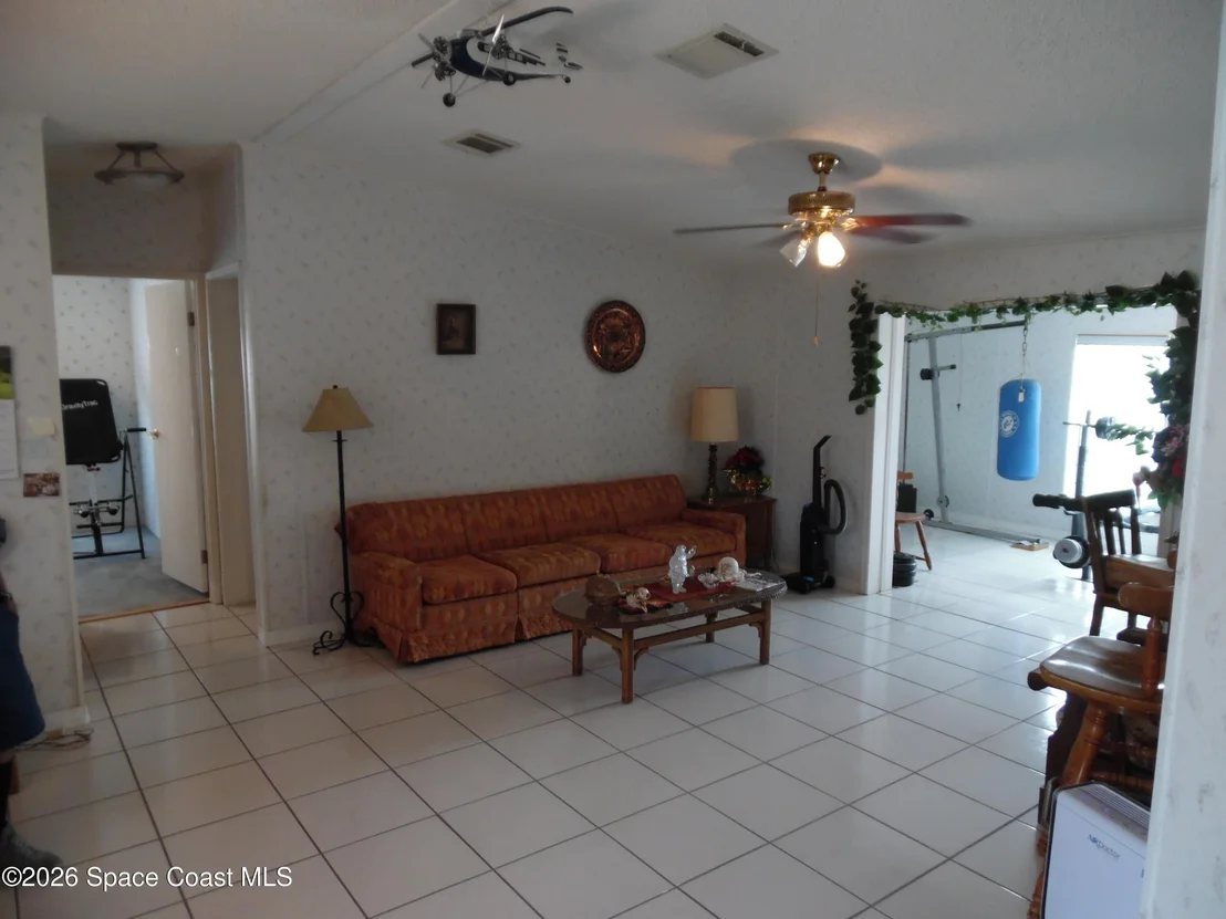 Photo of 839 Wren Circle