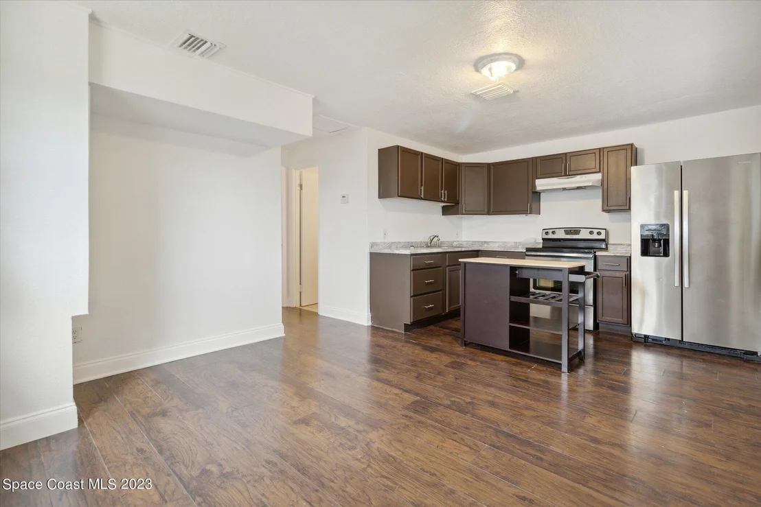 Photo of 3104 Swift Street