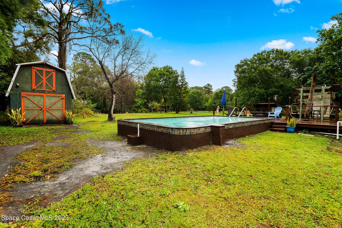 Photo of 5060 Scott Road