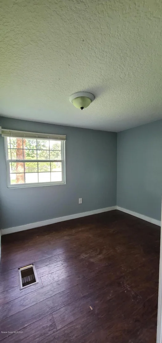 Photo of 7006 Fern Drive