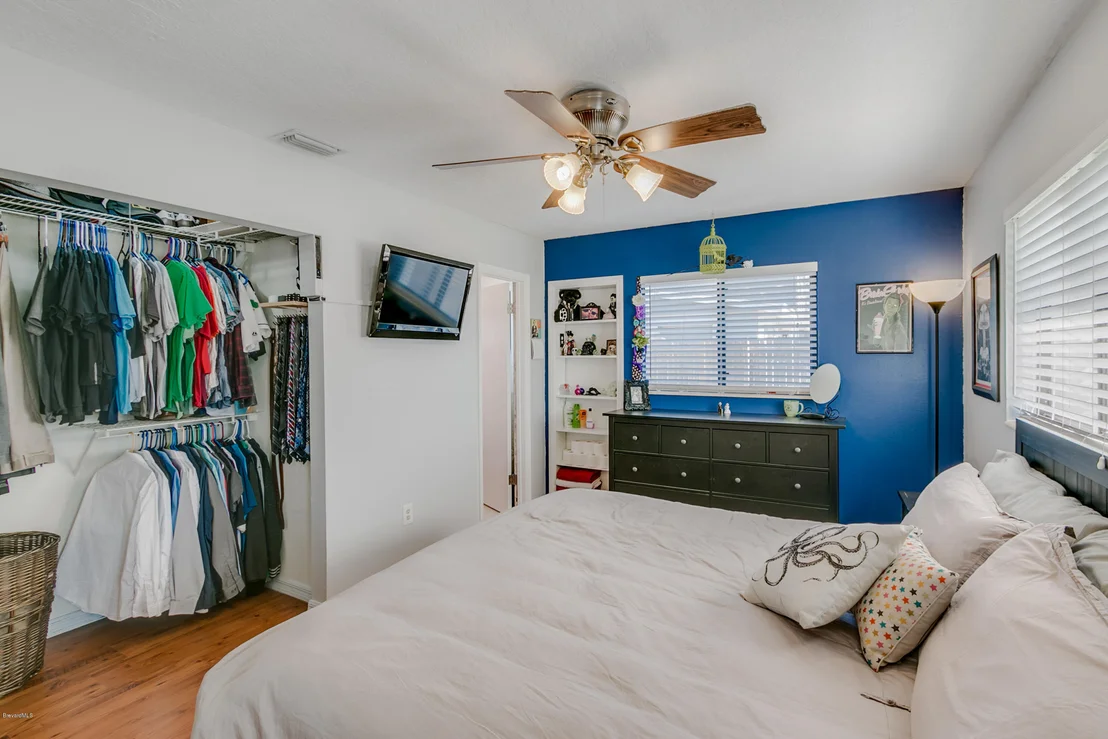 Photo of 1376 Lillian Lane