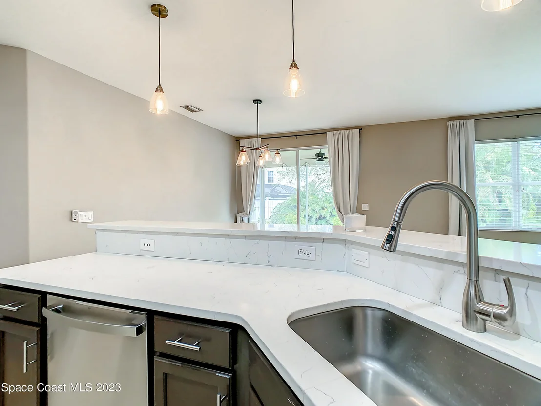 Photo of 324 Sedgewood Circle