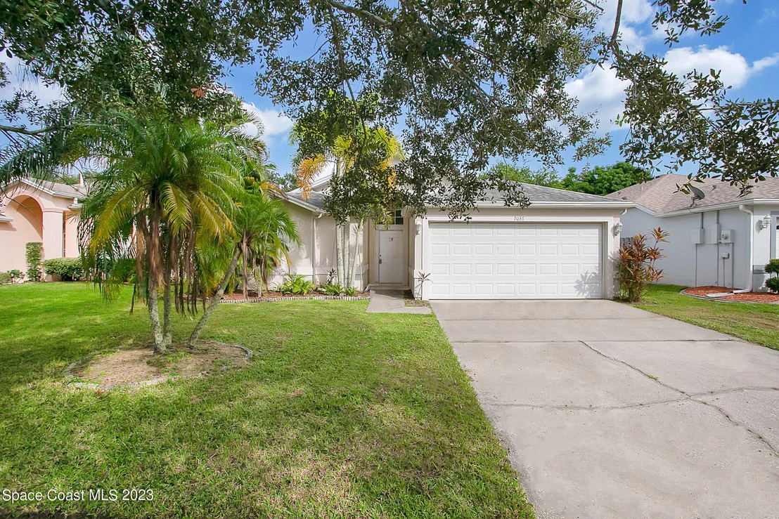 Photo of 7036 Hammock Trace Drive