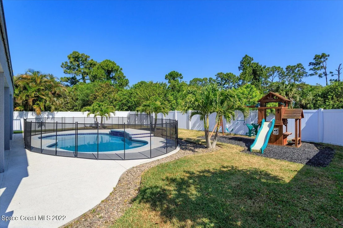 Photo of 1480 Talon Way