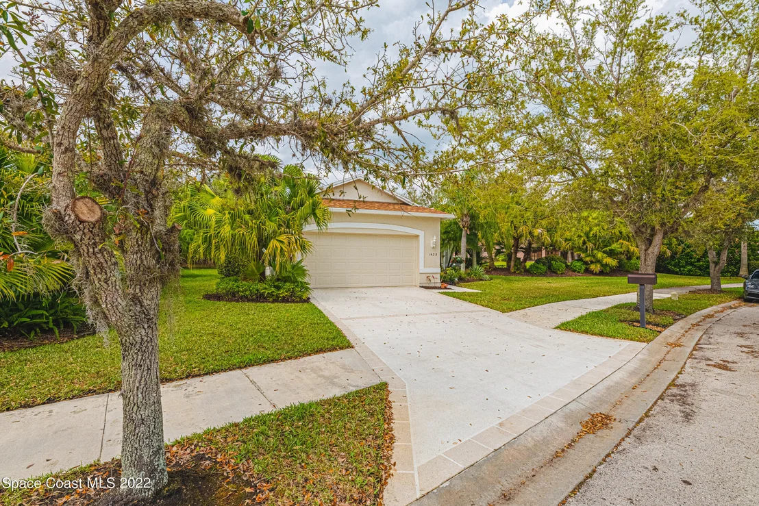 Photo of 1435 Tradewinds Way