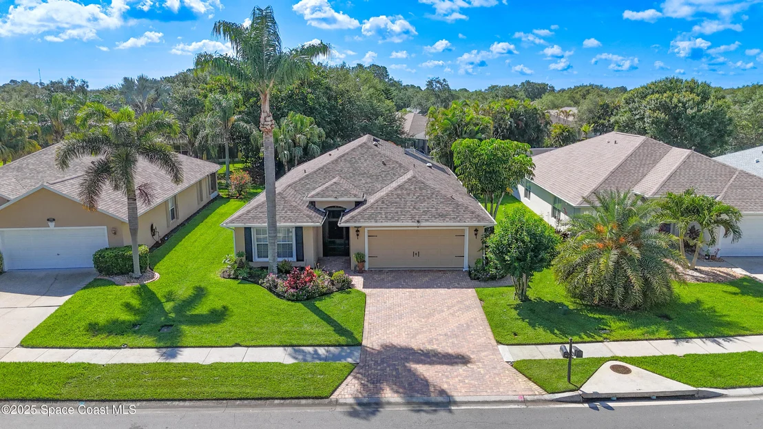 Photo of 2570 Stratford Pointe Drive