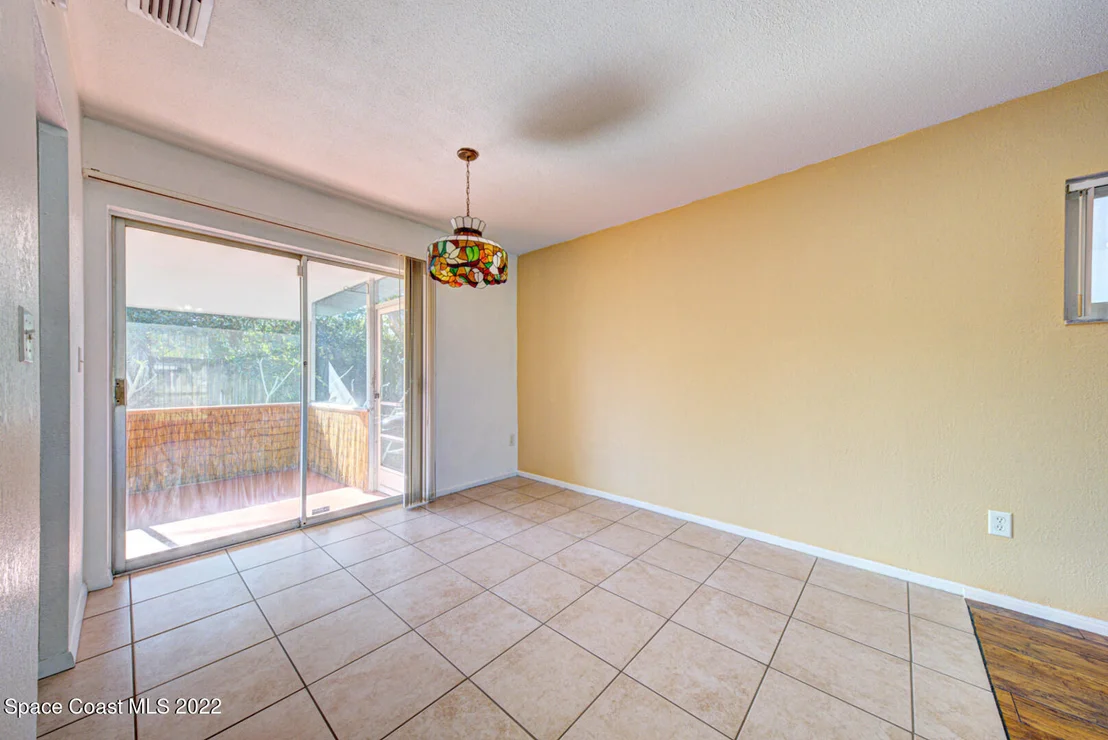 Photo of 1121 Daytona Drive NE