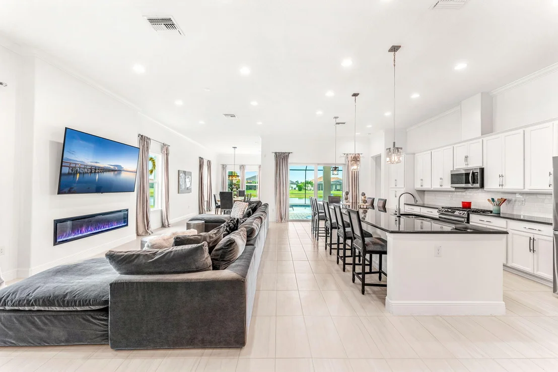 Photo of 8185 Lyside Drive