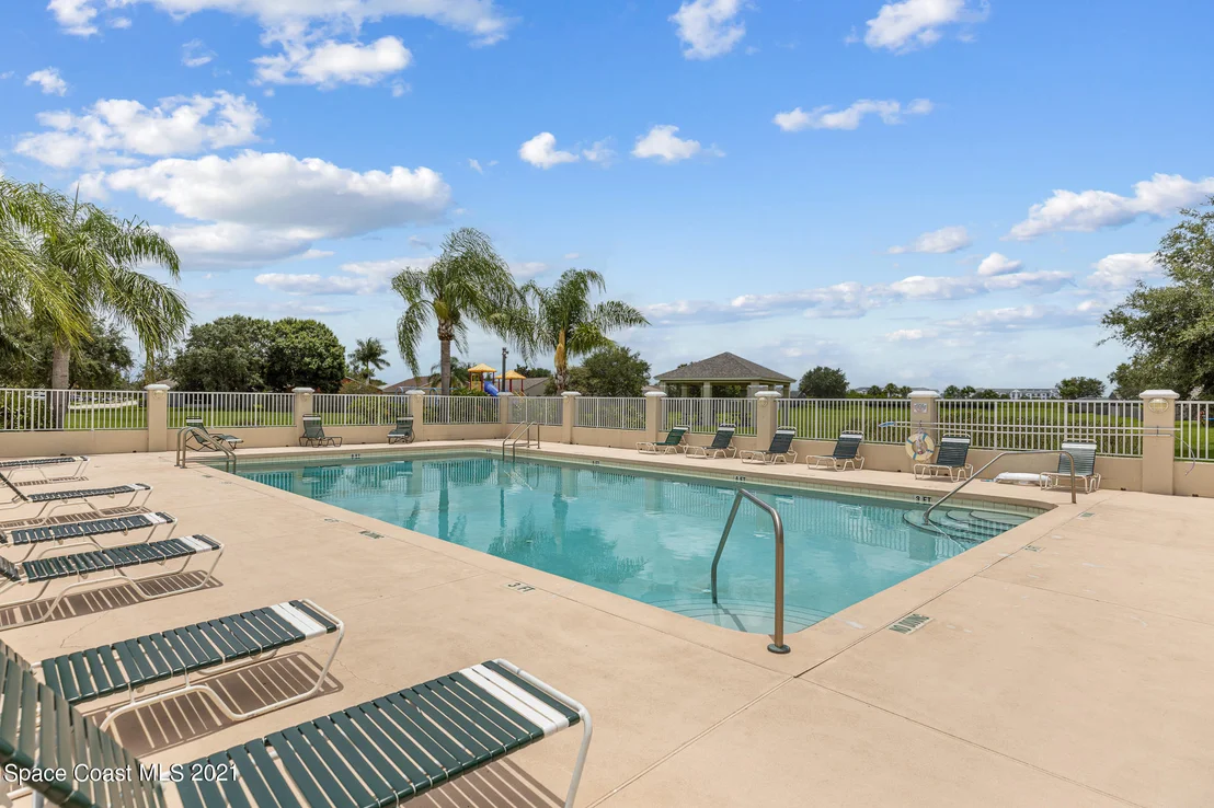 Photo of 530 Wickham Lakes Drive