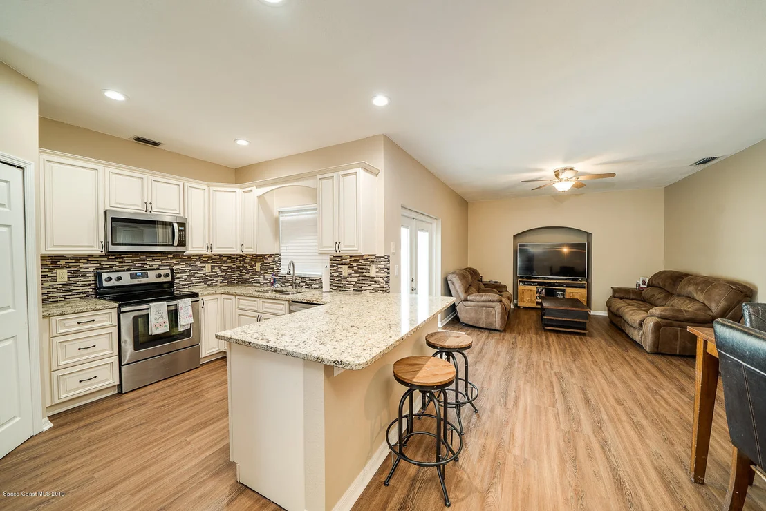 Photo of 155 Bluff Terrace