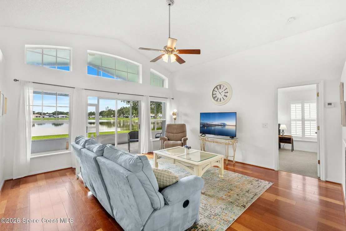 Photo of 1623 Vista Lake Circle