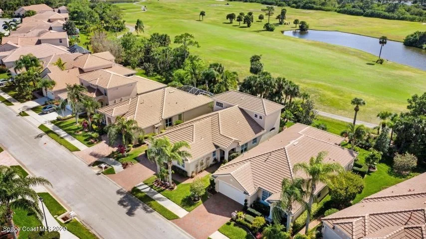 Photo of 800 Glen Abbey Way Way
