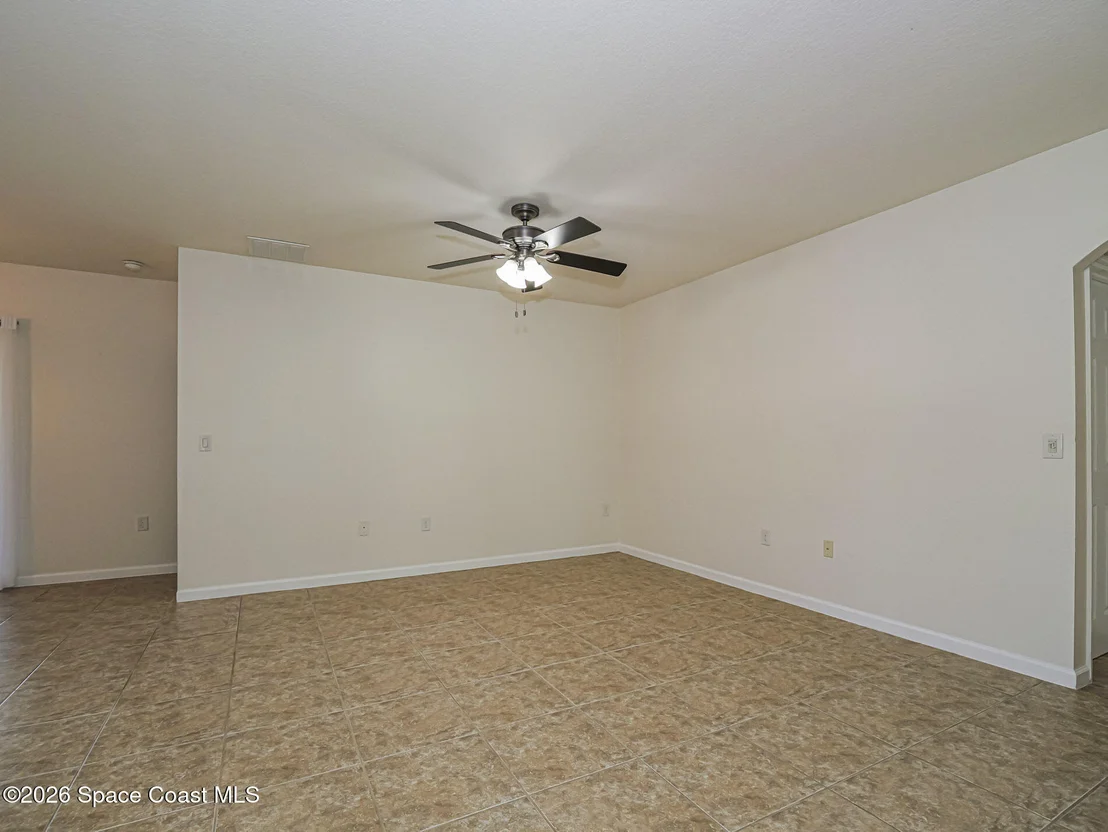 Photo of 116 Amherst Lane