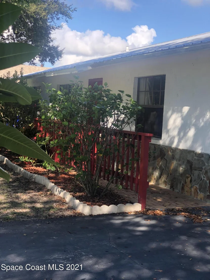Photo of 812 Jasmine Drive