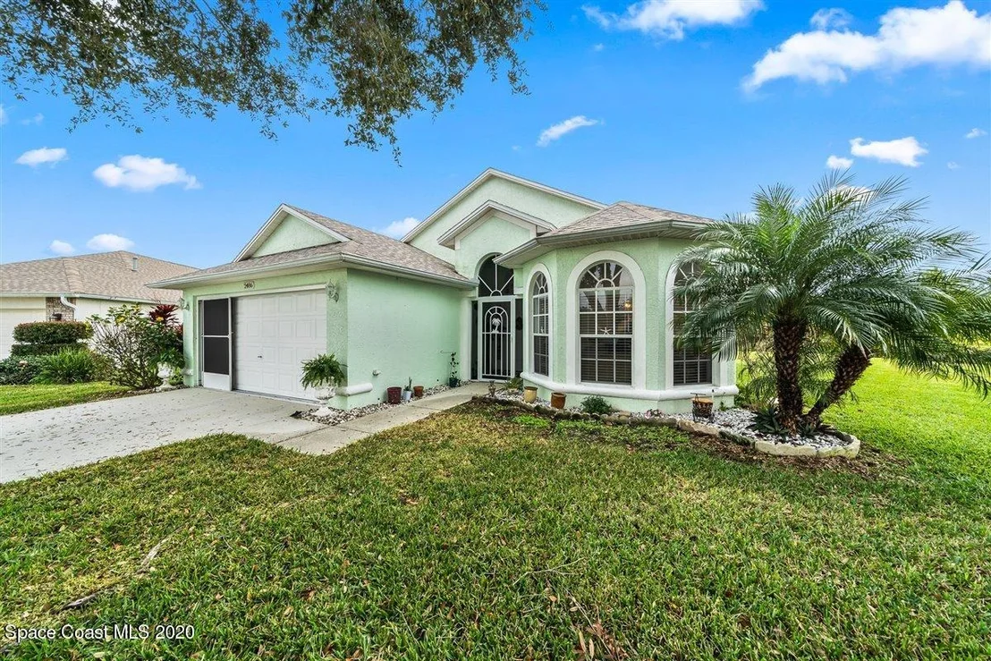Photo of 2486 Hidden Pine Lane NE