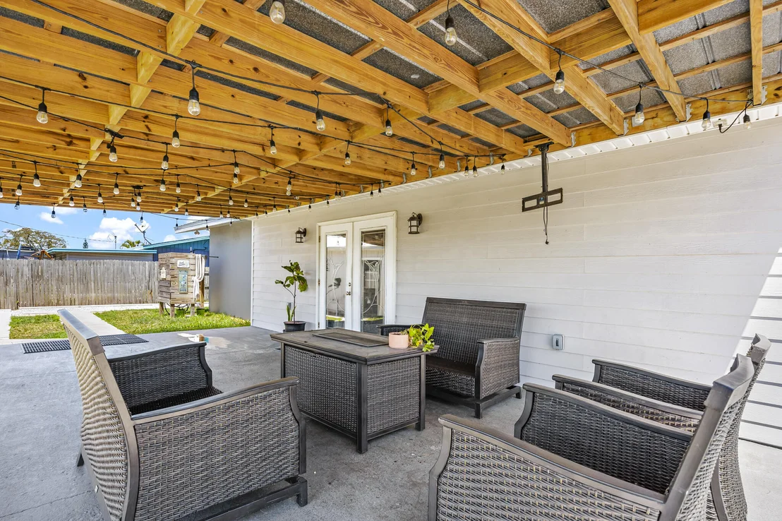 Photo of 1012 Cable Lane NE