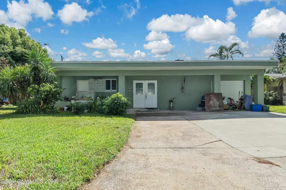 Photo of 1205 Princeton Road