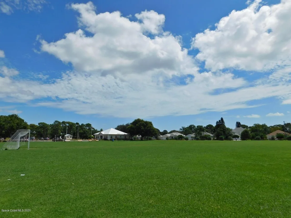 Photo of 602 Gina Lane