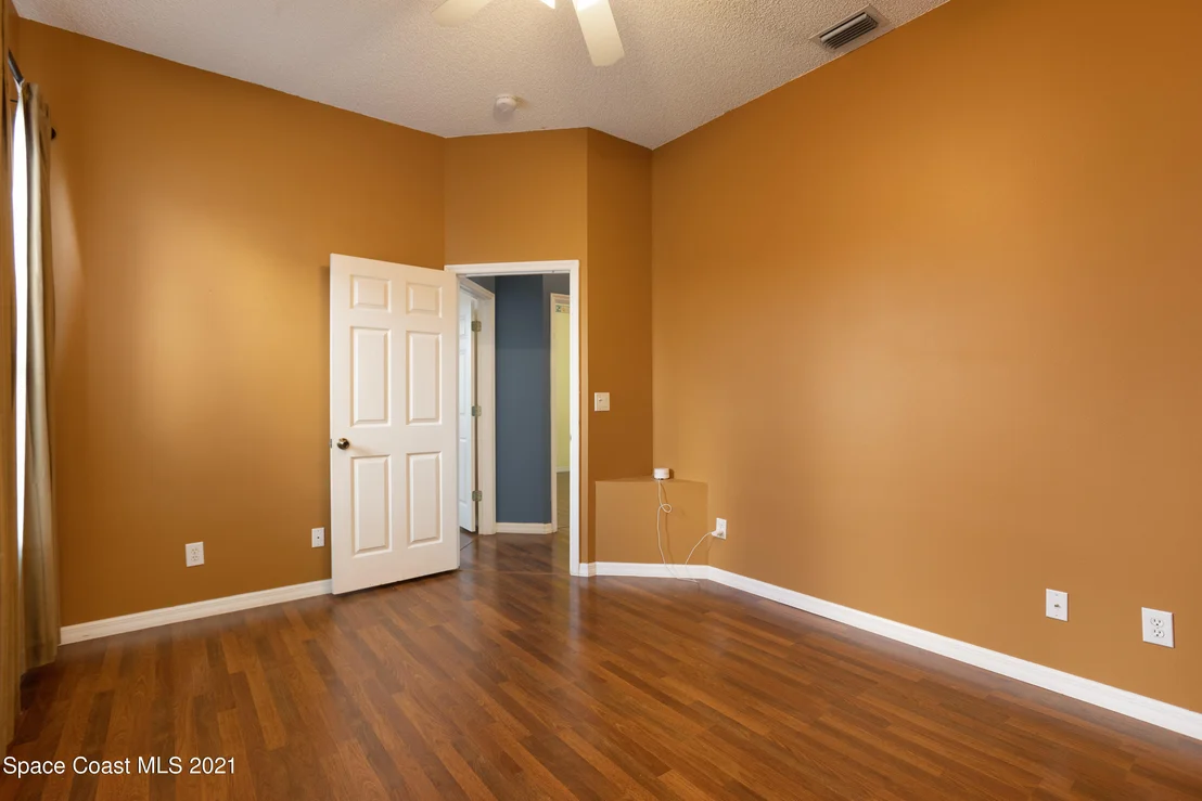 Photo of 8060 Bracken Lane