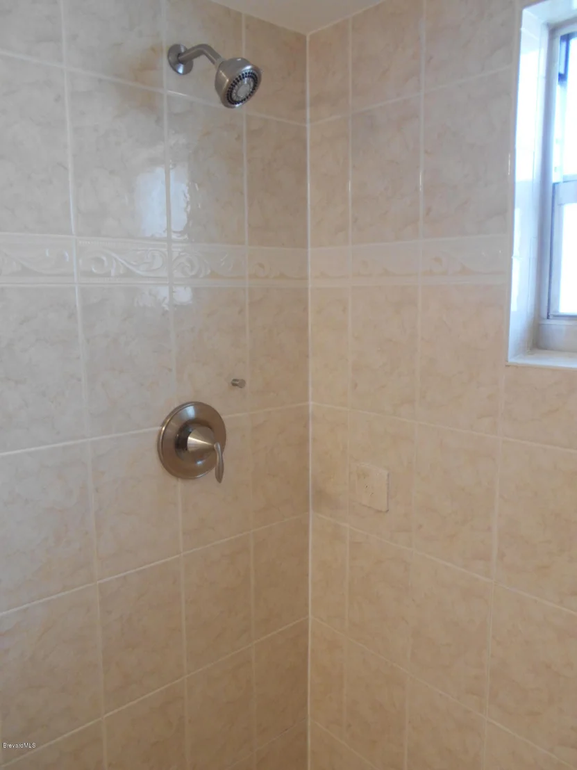 Photo of 711 SE Airoso Road