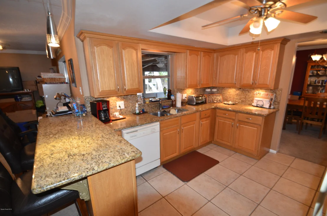 Photo of 440 1st Avenue