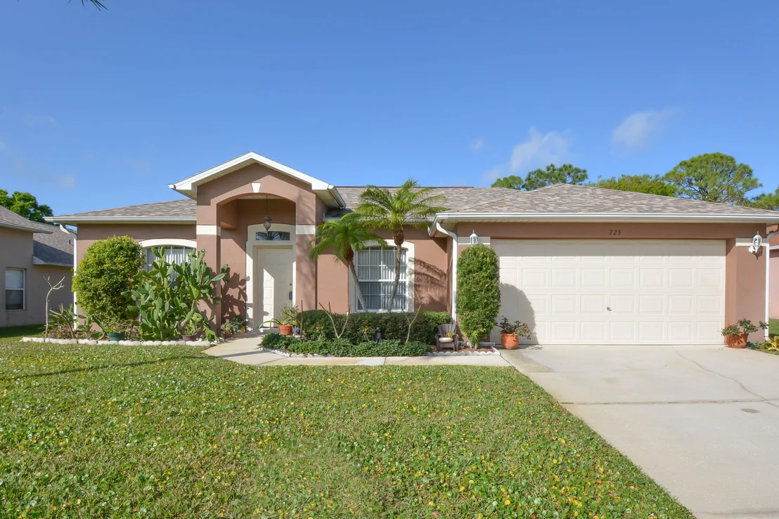 Photo of 725 Falls Creek Drive