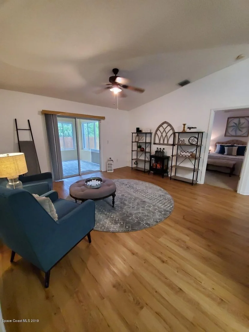 Photo of 550 Benton Drive