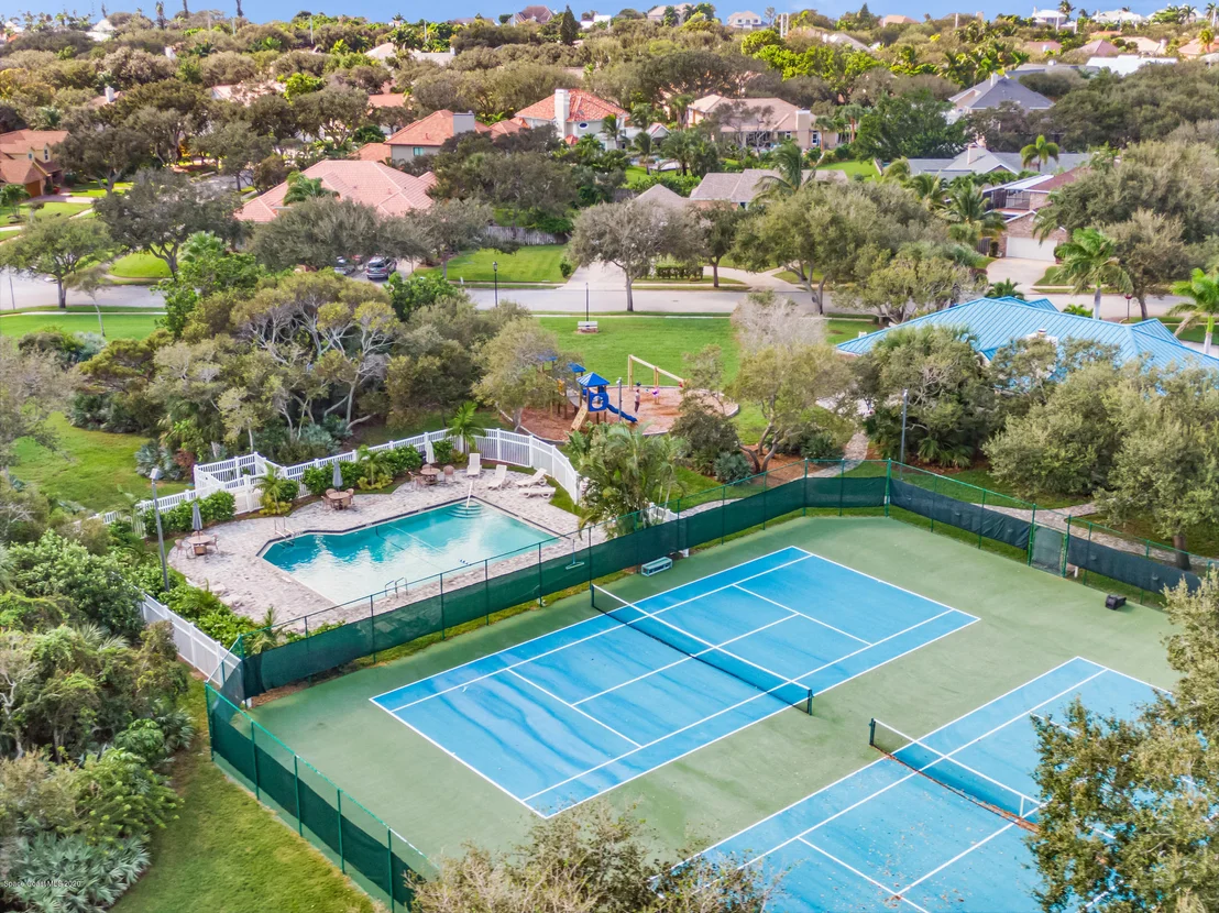 Photo of 845 Sanderling Drive