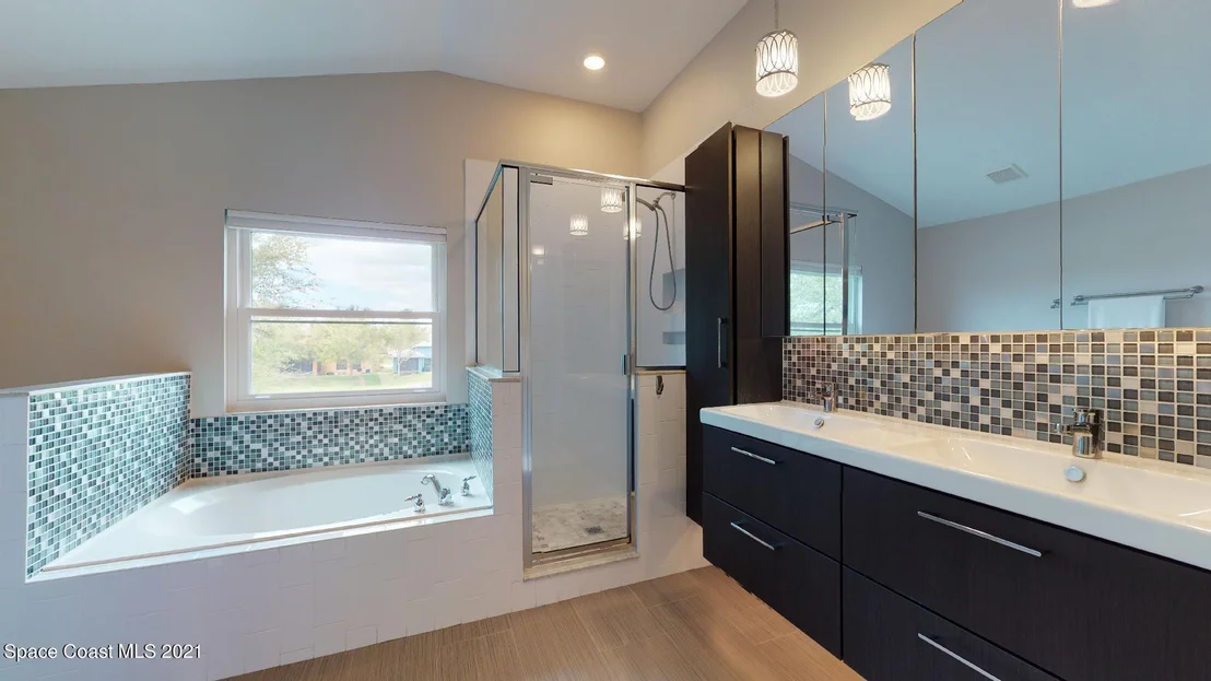 Photo of 505 Dryden Circle