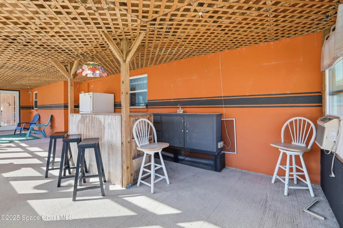 Photo of 3929 Burkholm Road