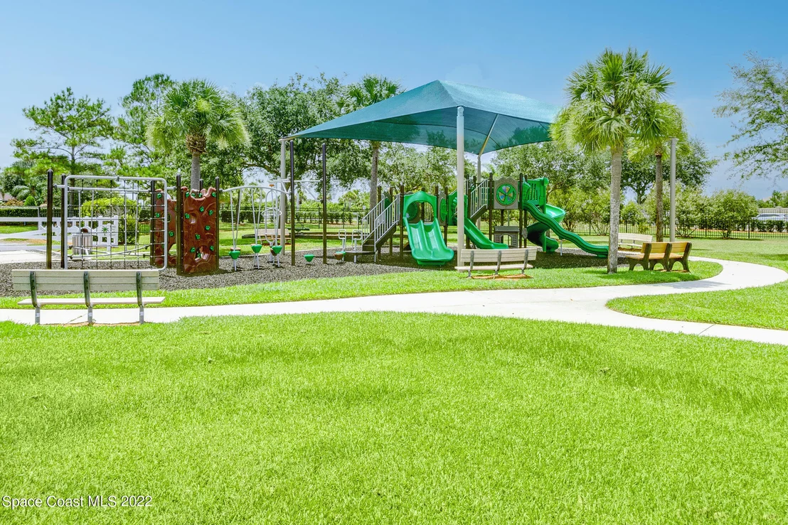 Photo of 3616 Peninsula Circle