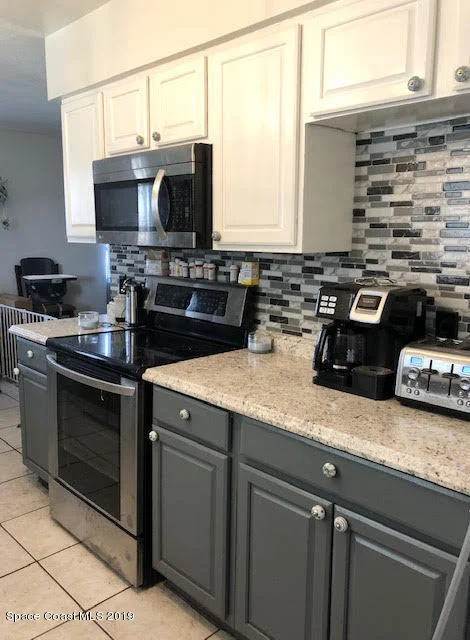 Photo of 1086 Madrid Road