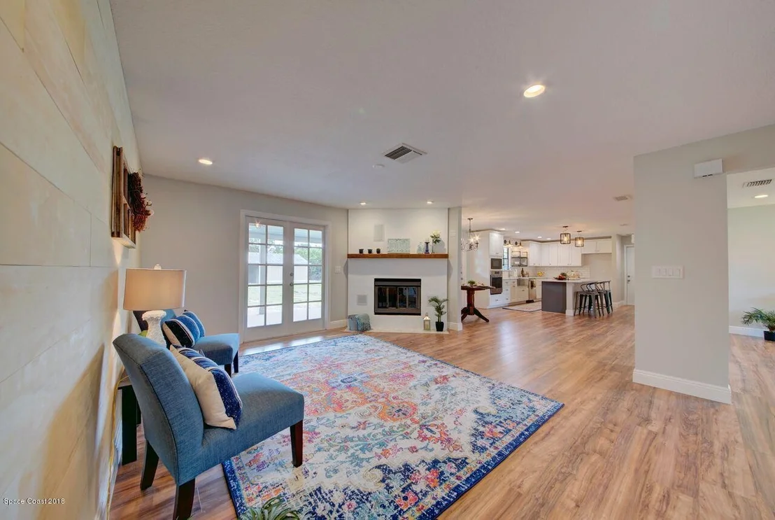 Photo of 2665 Lakehill Road