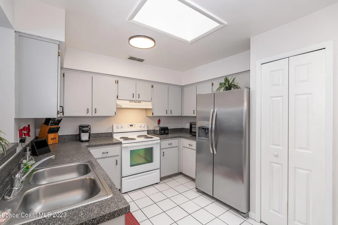 Photo of 848 Hamilton Avenue
