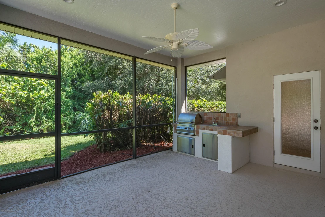 Photo of 142 Hidden Cove Drive