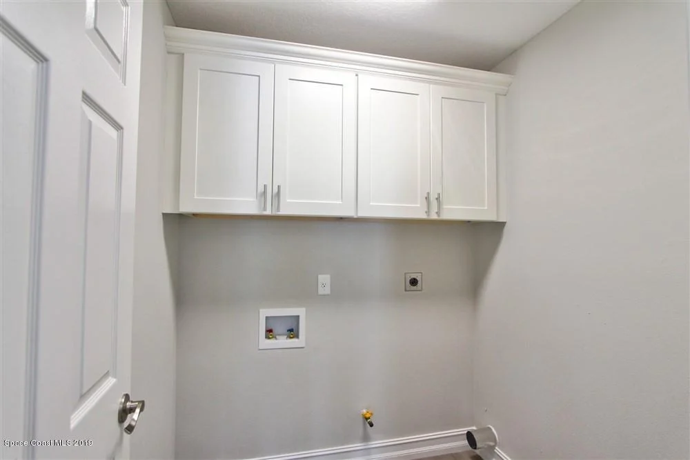 Photo of 2090 Lionel Drive
