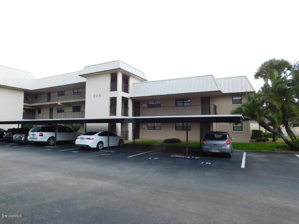 Photo of Unit 1128 at 325 Tangle Run Boulevard