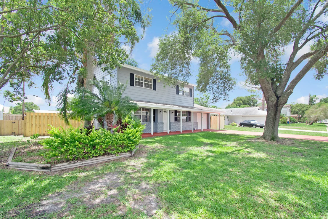 Photo of 1718 Hubbard Drive