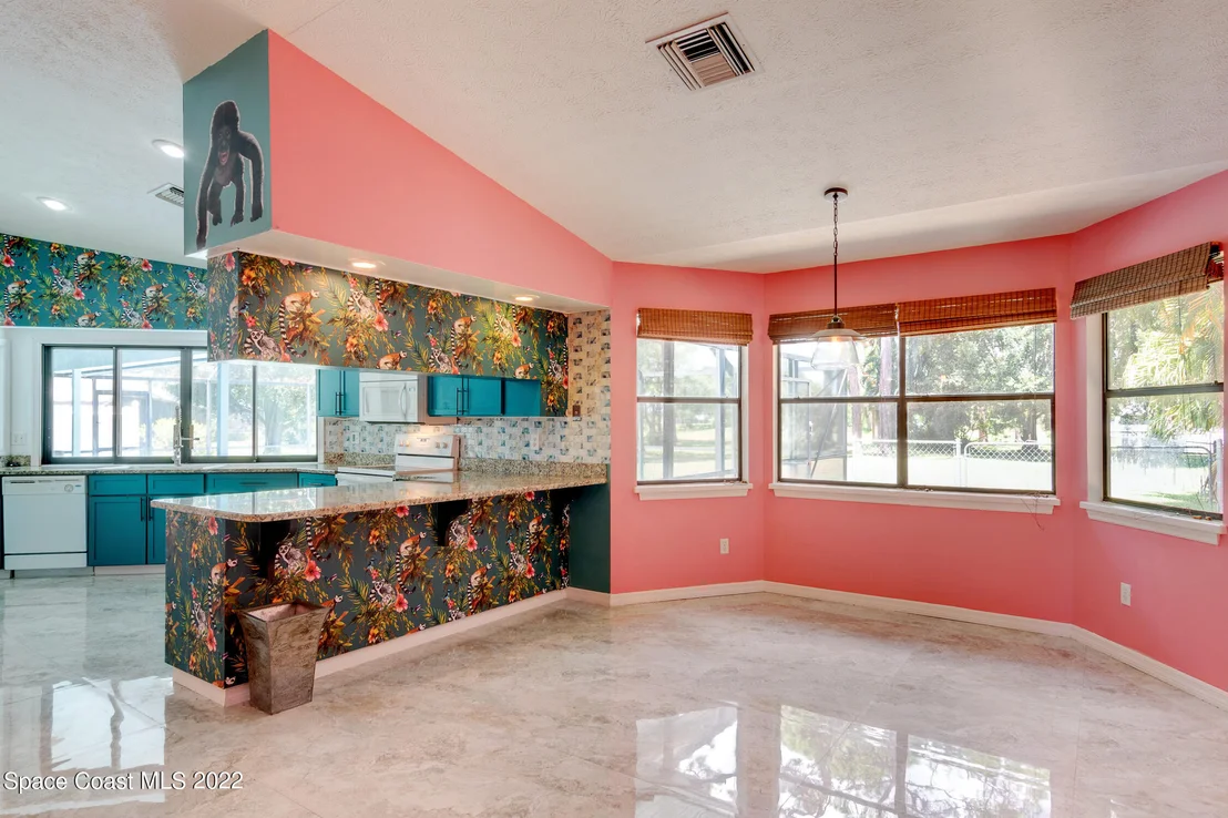 Photo of 4100 Redwood Drive
