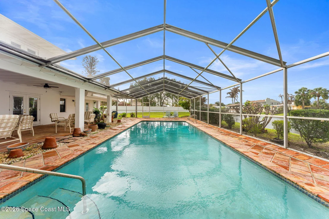 Photo of 1790 Bayshore Drive