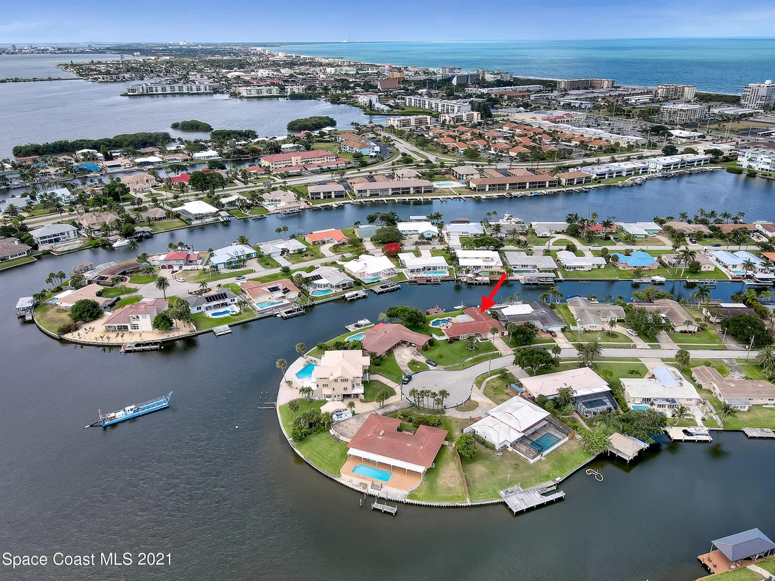 Photo of 227 Jamaica Drive