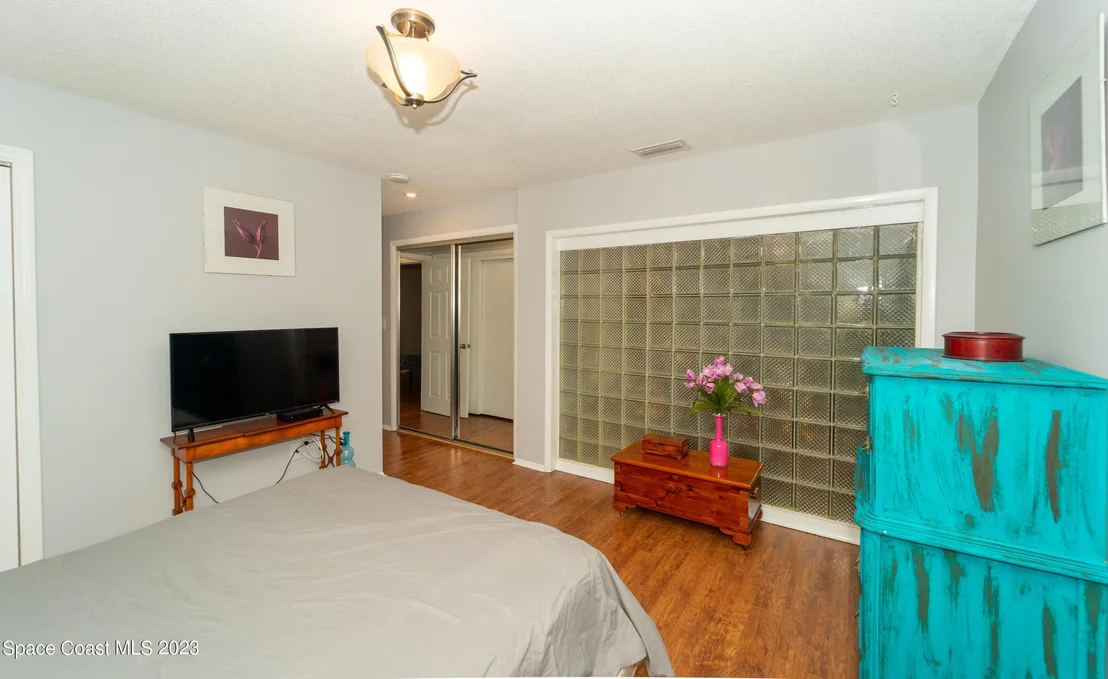 Photo of 700 Aloha Avenue