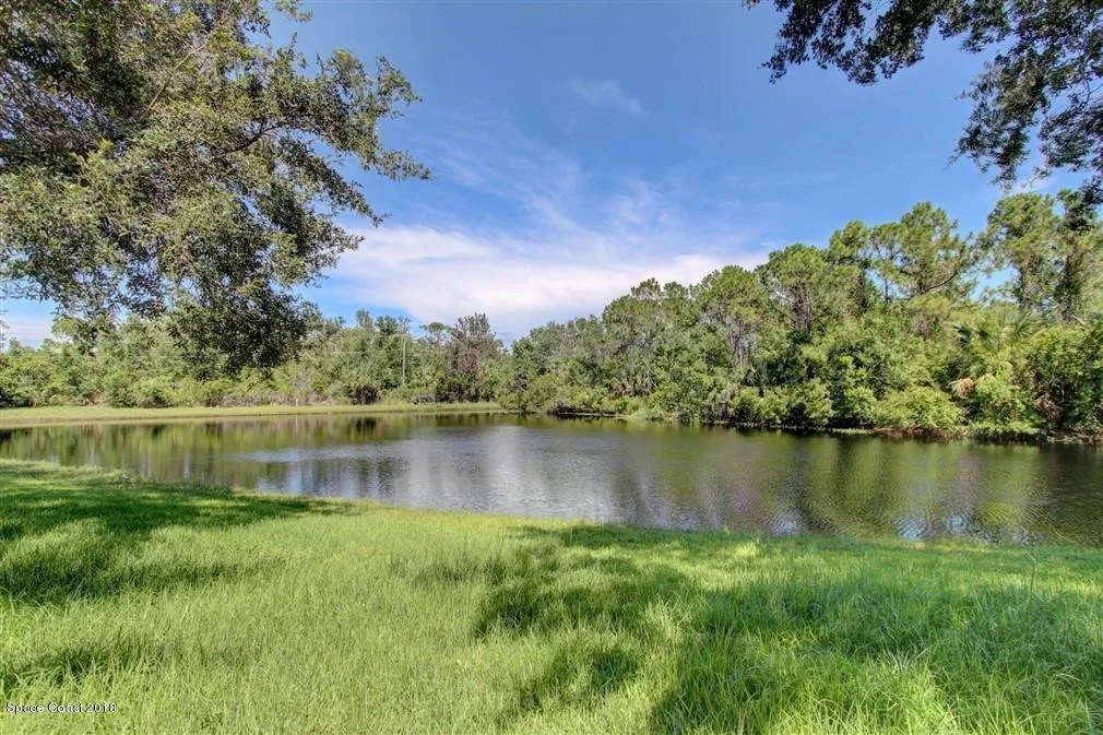Photo of 1457 Crane Creek Boulevard