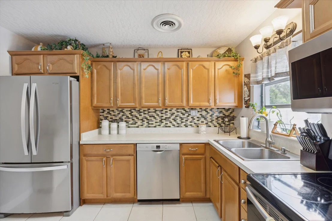 Photo of 1426 Hillcrest Drive